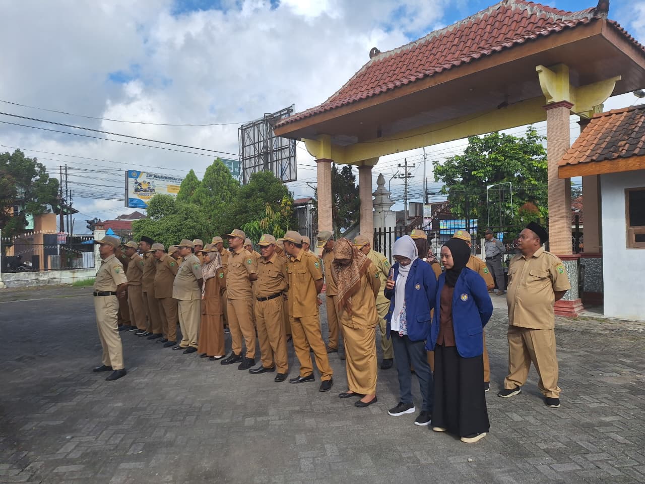 Evaluasi Penyaluran Bantuan Pangan Dibahas dalam Apel Pagi di Kalurahan Srimartani