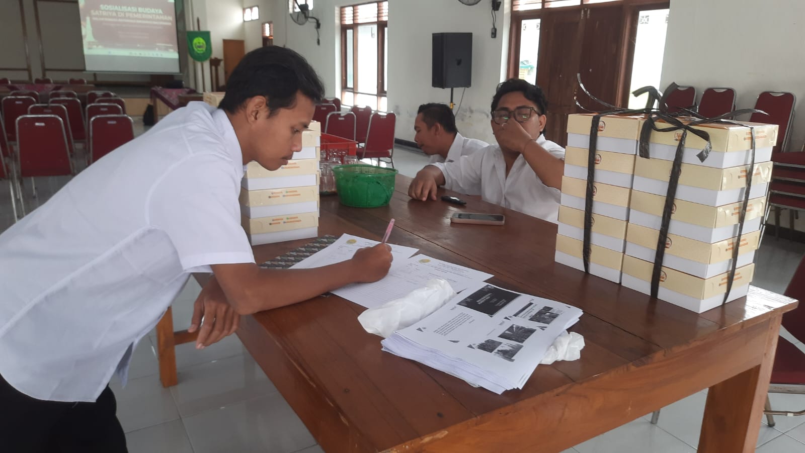 Pemerintah Kalurahan Srimartani Perkuat Integritas Pamong Melalui Sosialisasi Budaya Satriya